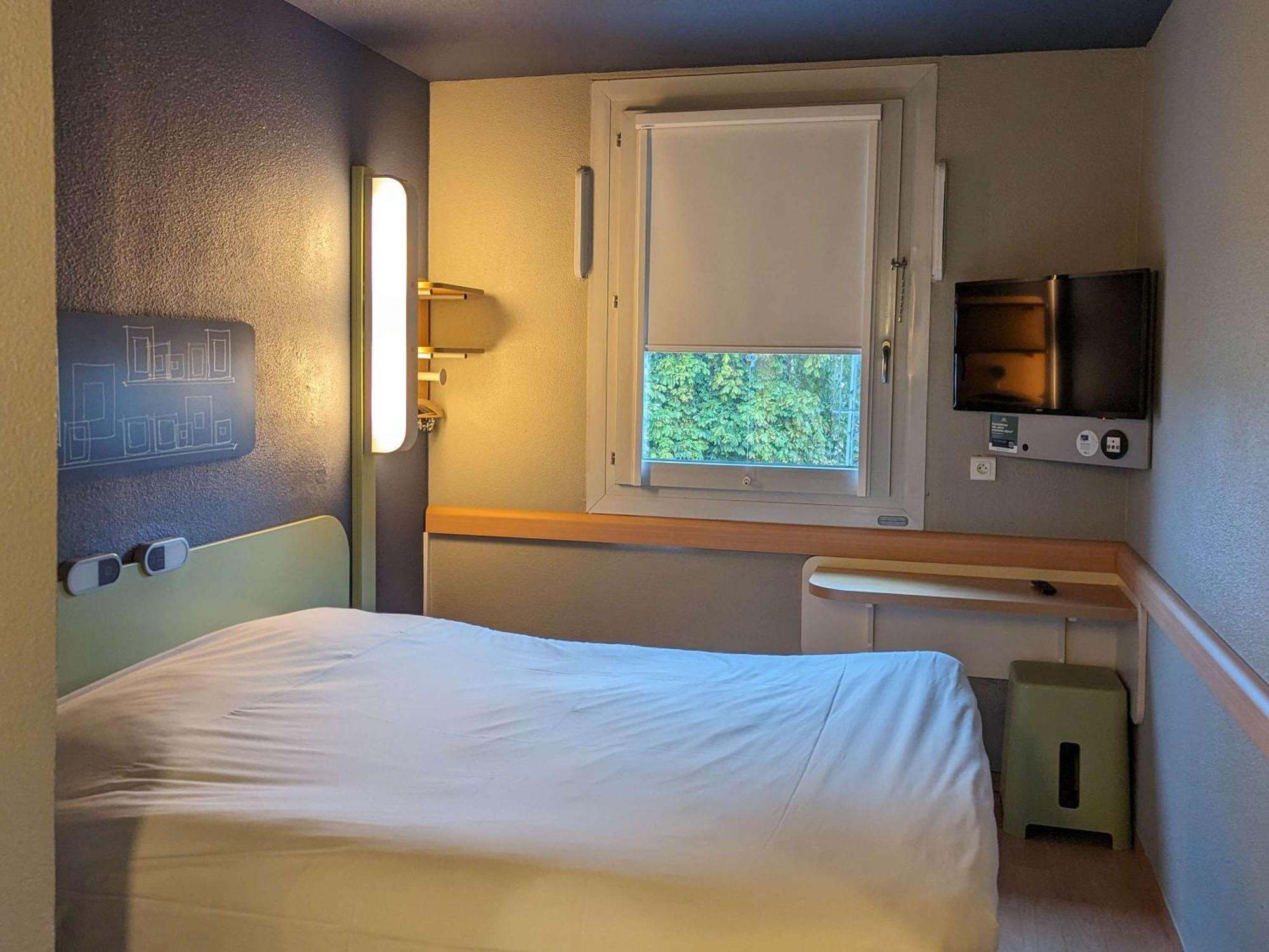 Ibis Budget Saint-Omer Centre Exterior foto